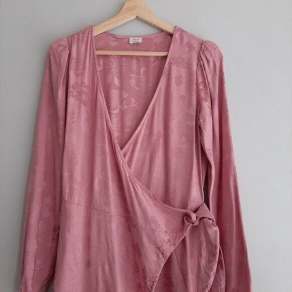 Aritzia WILFRED Callie Dress Mini Floral Pink Long Sleeve Wrap Sz S - Picture 4 of 12